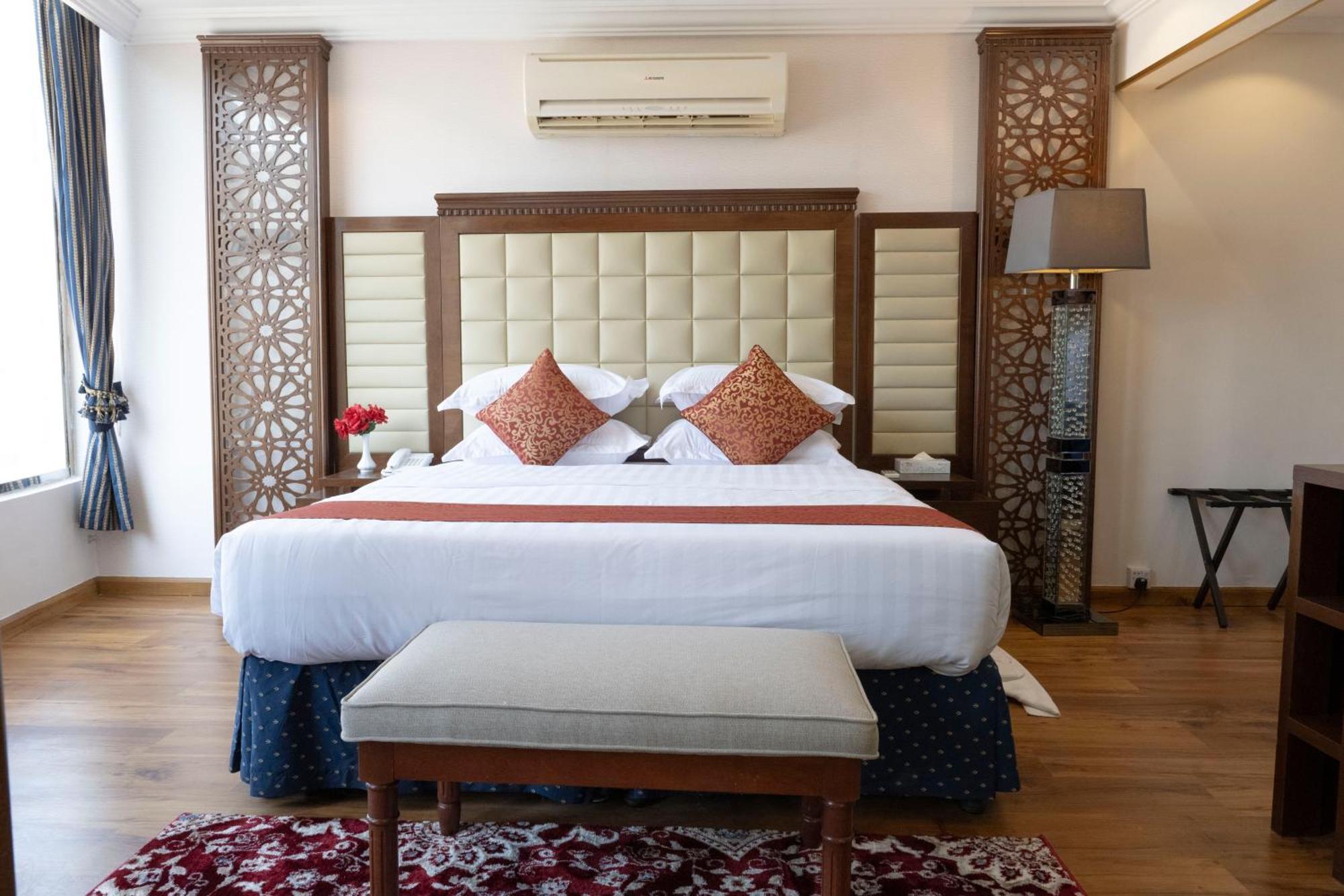 فندق المروج كريم Almorooj Kareem Hotel Jiddah Esterno foto