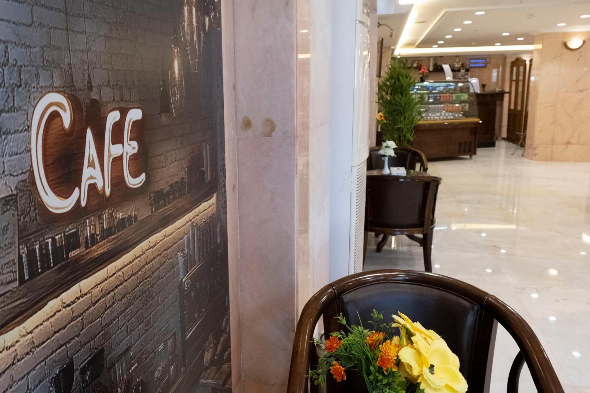 فندق المروج كريم Almorooj Kareem Hotel Jiddah Esterno foto